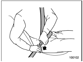 3. Insert the tongue plate into the buckle