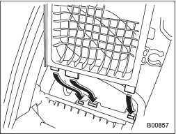 6. To install the air cleaner case cover,