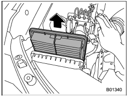 3. Remove the air cleaner element.