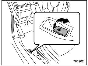 1. To open the fuel filler lid, pull the lid