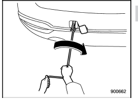 4. Tighten the towing hook securely